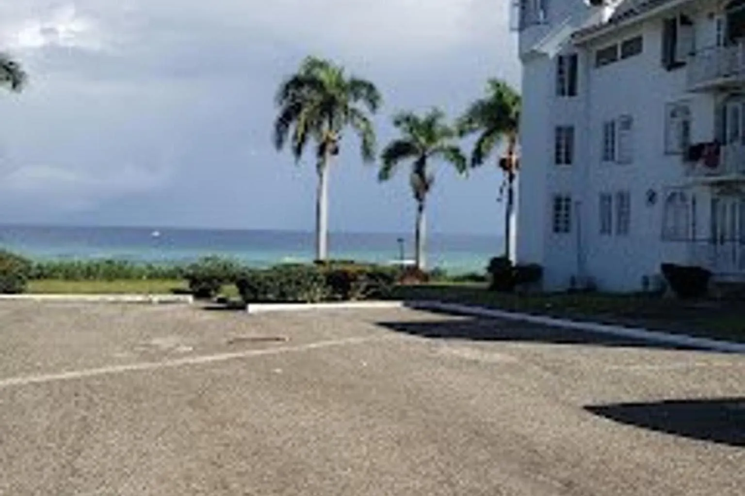 Oceanview Apt - Montego Bay Ja Pool Bar Beach